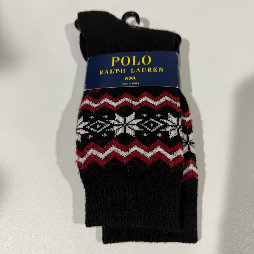 New w Tag Polo Ralph Lauren Women’s Black and Red Fair Isle Patterned Wool Socks